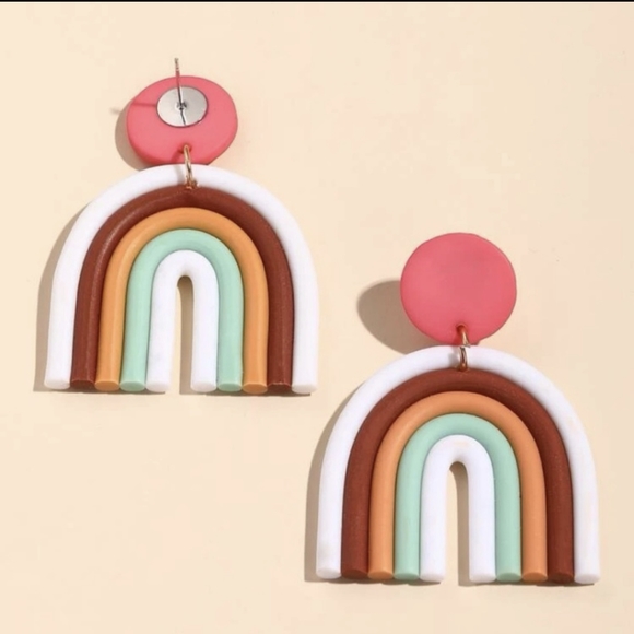 Clay Polymer Rainbow Summer Earrings 🌈 - Picture 4 of 4